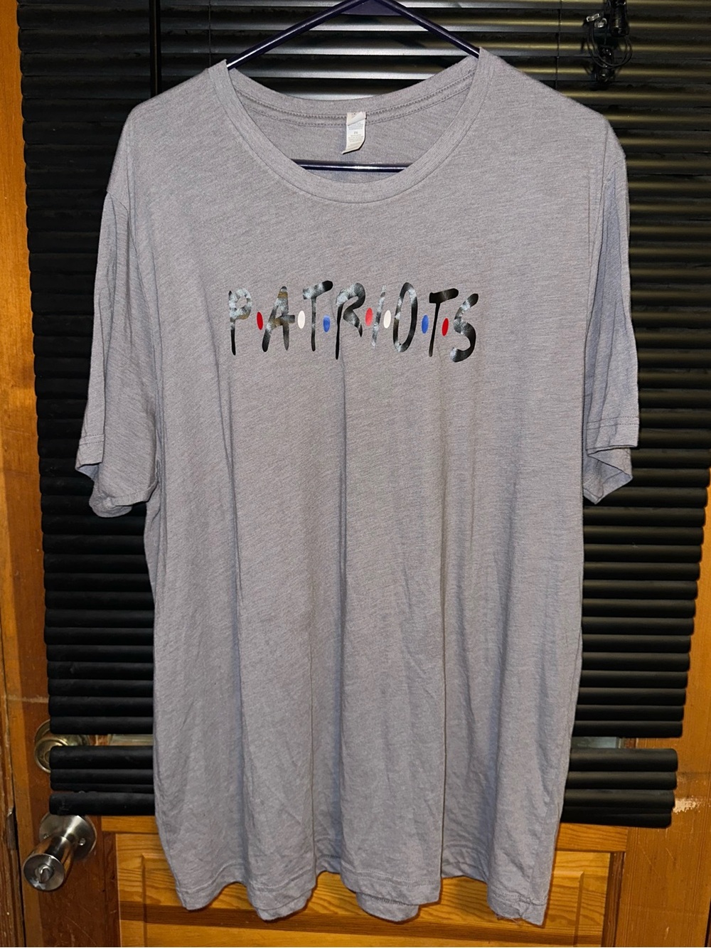 Patriots logo canvas tee